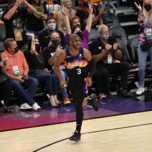 开云体育官方网站网址-总决赛正变成保罗的加冕礼 但他只想屏蔽一切干扰