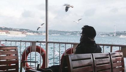 戈登：上赛季最大的提升是三分 喜欢“无私的拼图球员”这个称号